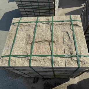 池州 黄金麻花岗岩石材自然面蘑菇石成品