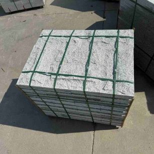 池州 白麻花岗岩石材自然面蘑菇石成品