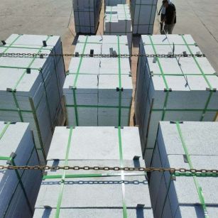 池州 芝麻白花岗岩5公分地铺石 花岗岩厂家工厂装车日常