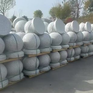 池州 白麻花岗岩石材圆球，石球，挡车球，隔离球，景观石球，风水球等