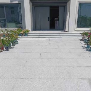 池州 芝麻白花岗岩地铺石地面铺装