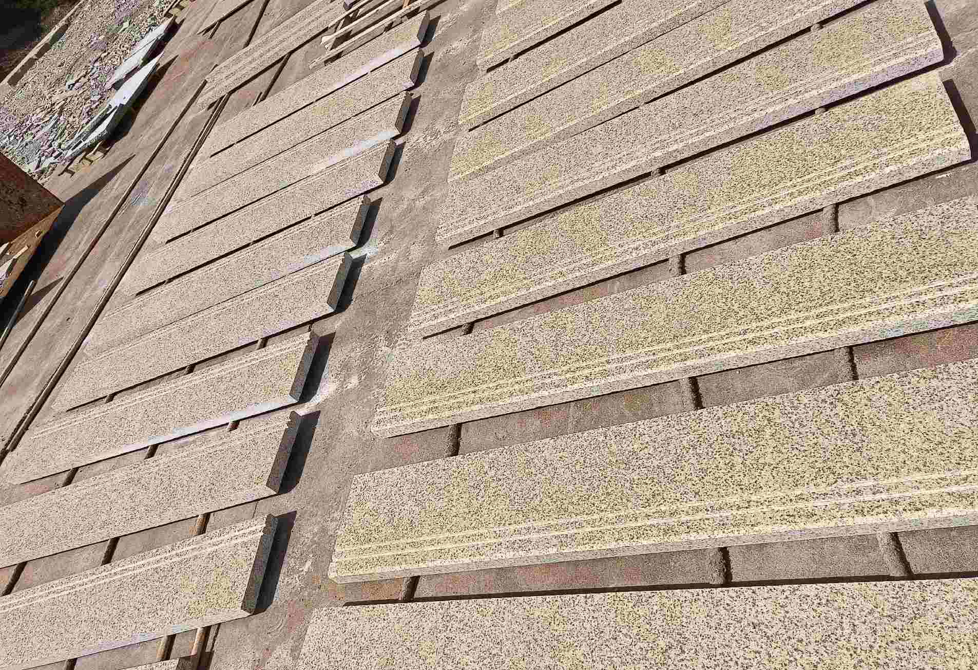 池州 黄金麻花岗岩光面楼梯踏步