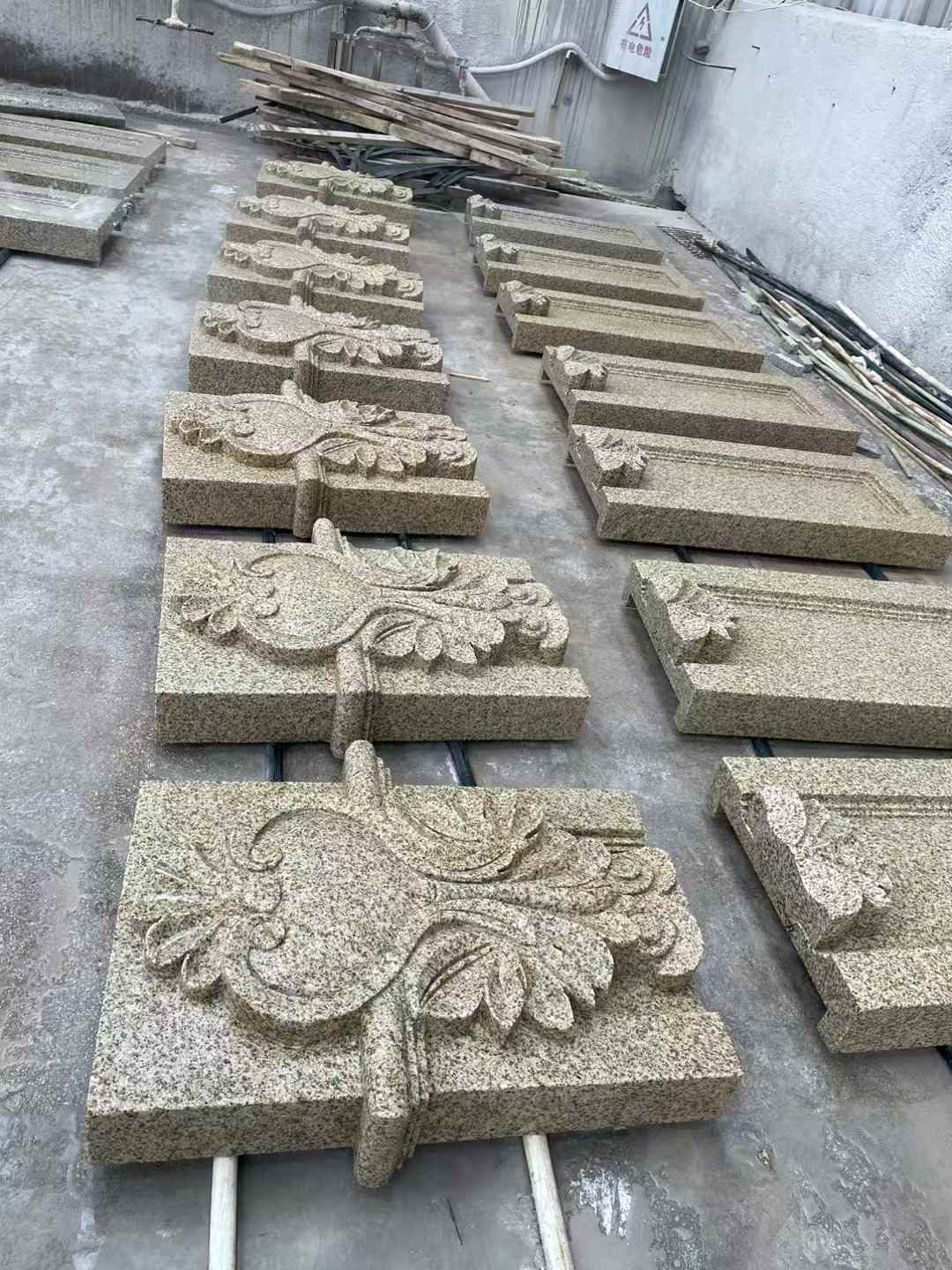 池州 黄金麻花岗岩别墅外墙雕刻板