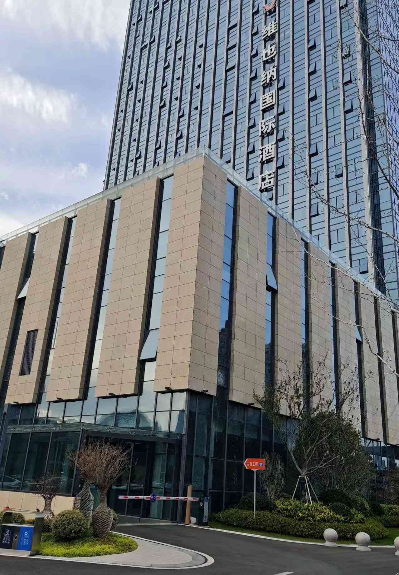 池州 黄金麻花岗岩外墙干挂