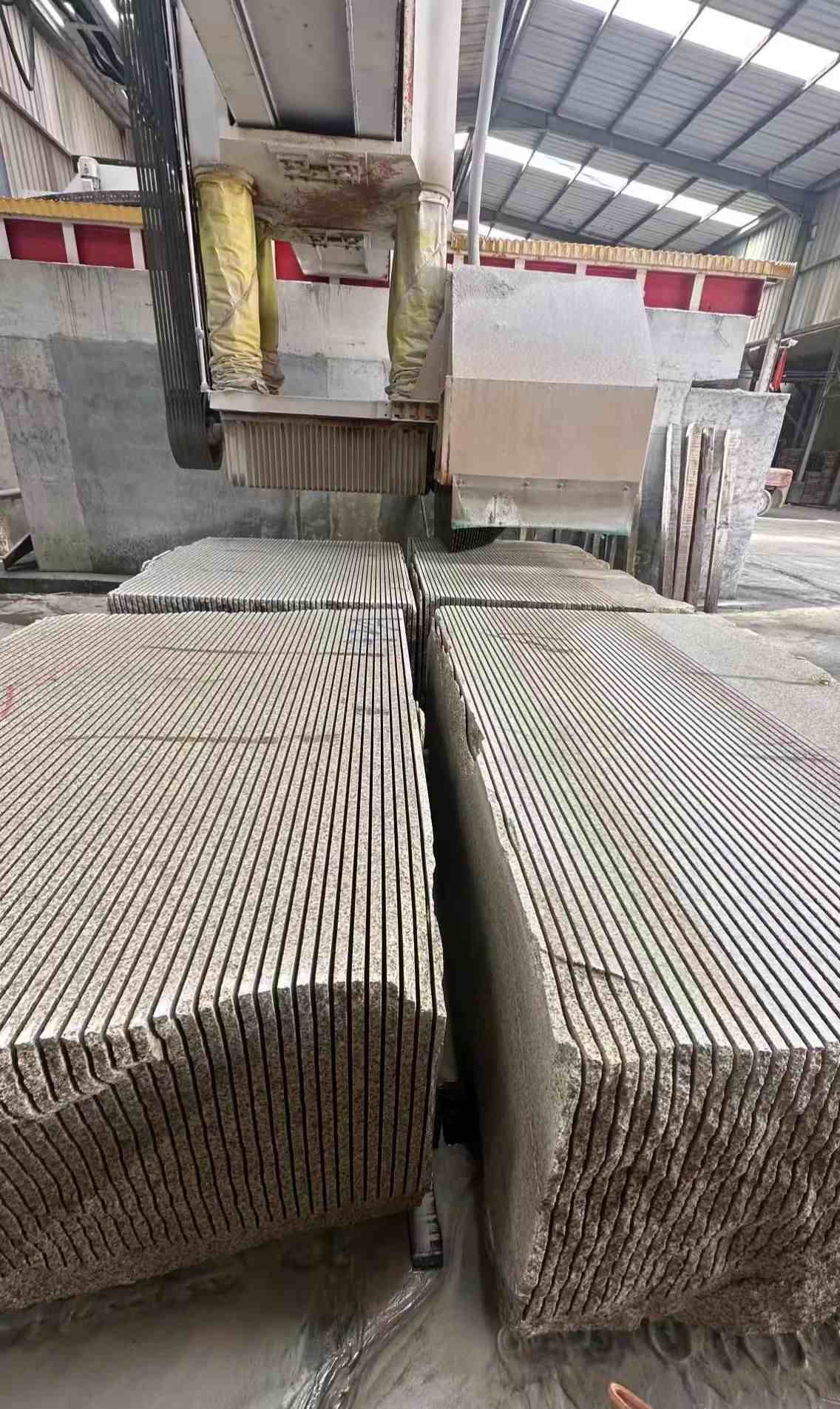 池州 车间生产日常，黄金麻白麻花岗岩