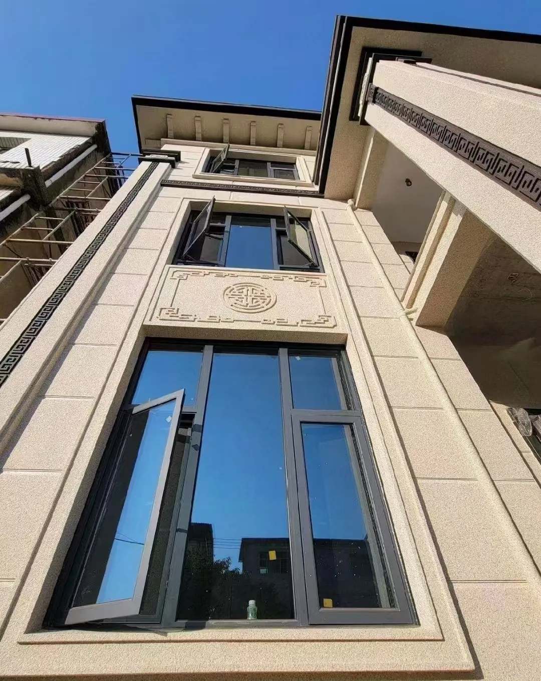 池州 黄金麻荔枝面别墅外墙干挂效果展示