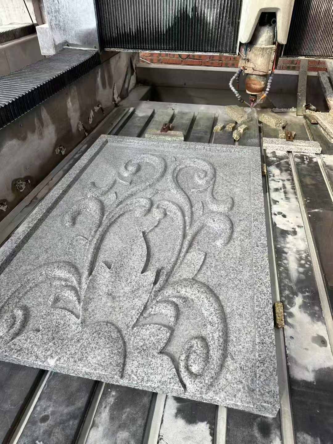 池州 白麻别墅干挂雕花板