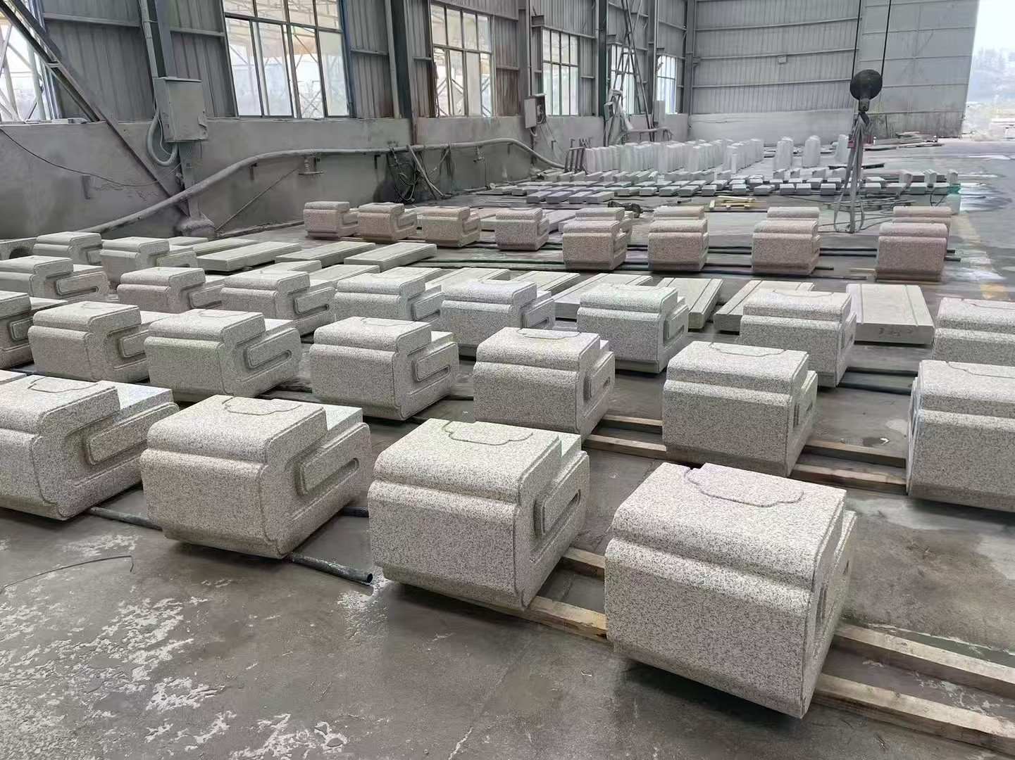 池州 白麻花岗岩异形加工-石凳，坐凳