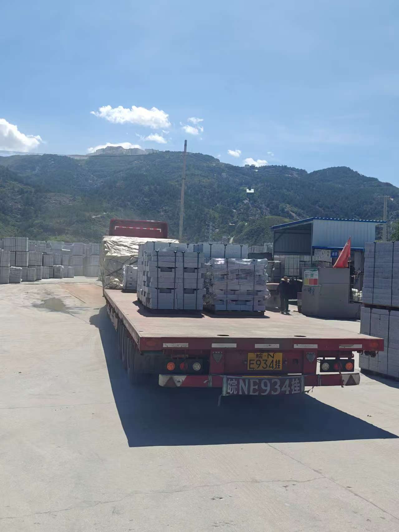 池州 芝麻白仿形路沿石，直形路沿石