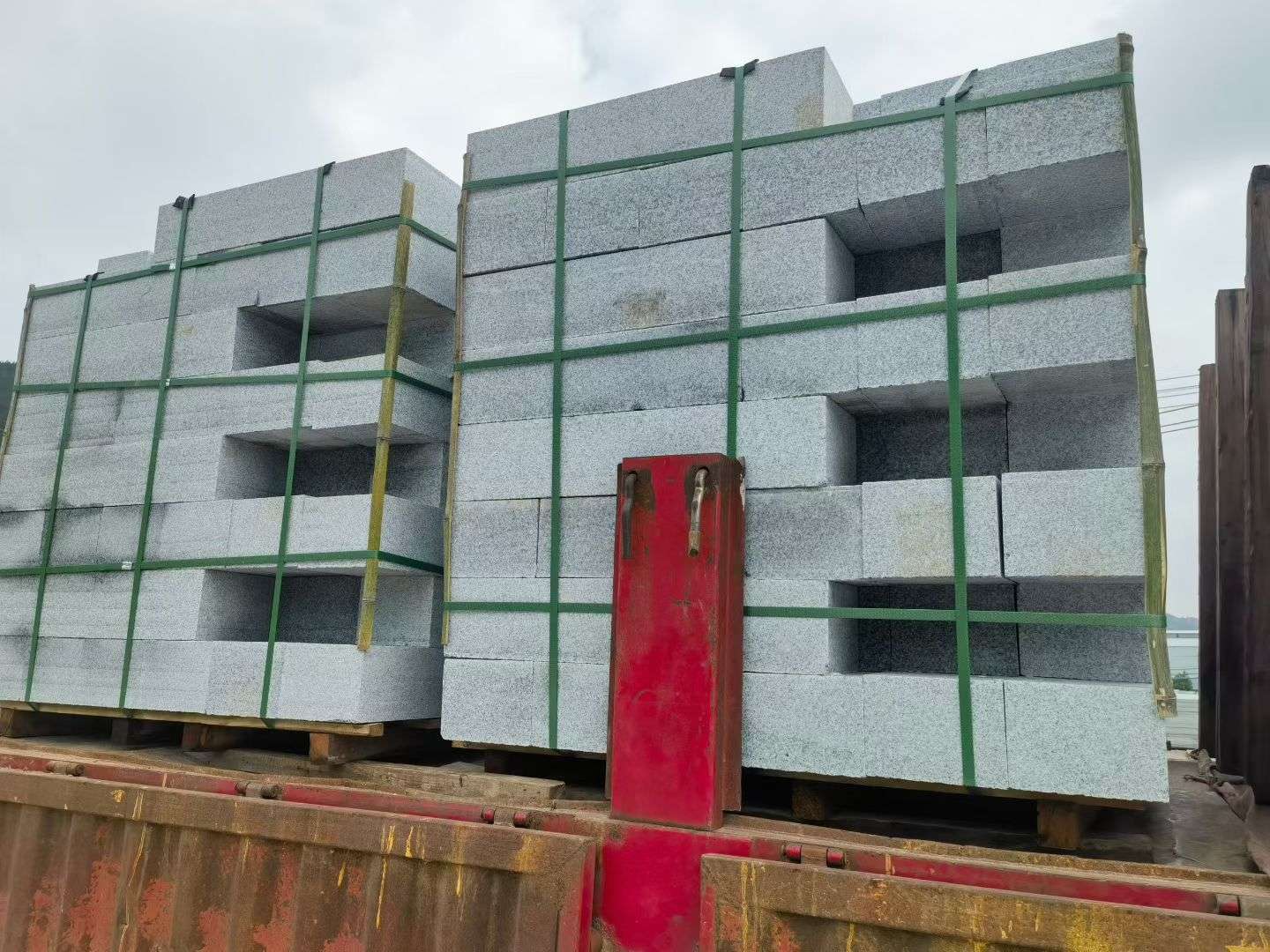 池州 芝麻白花岗岩路沿石，平石，路侧石，马路牙子，路缘石，立缘石，平缘石等